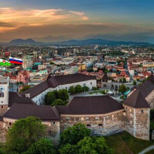 Почему стоит переехать именно в Словению